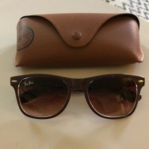 RayBan Wayfarer